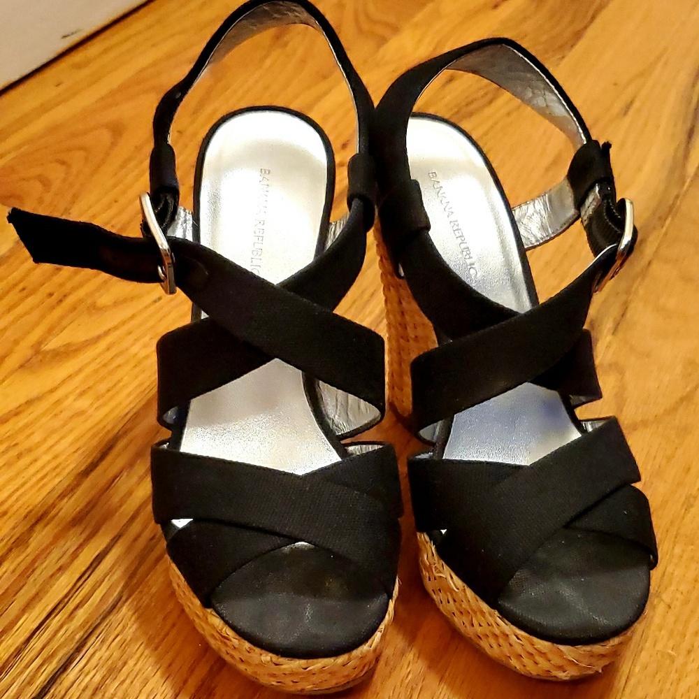 Wedge sandals